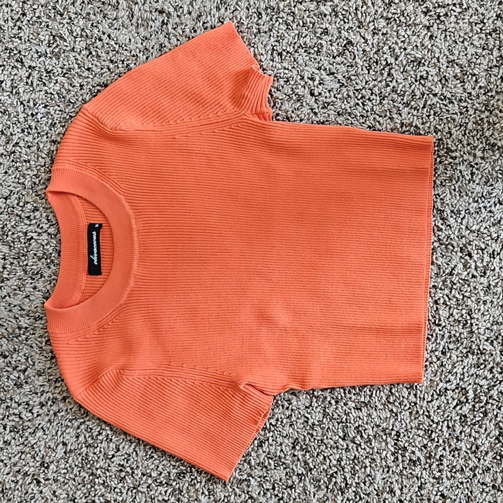 Olivaceous Orange Crop top Medium
